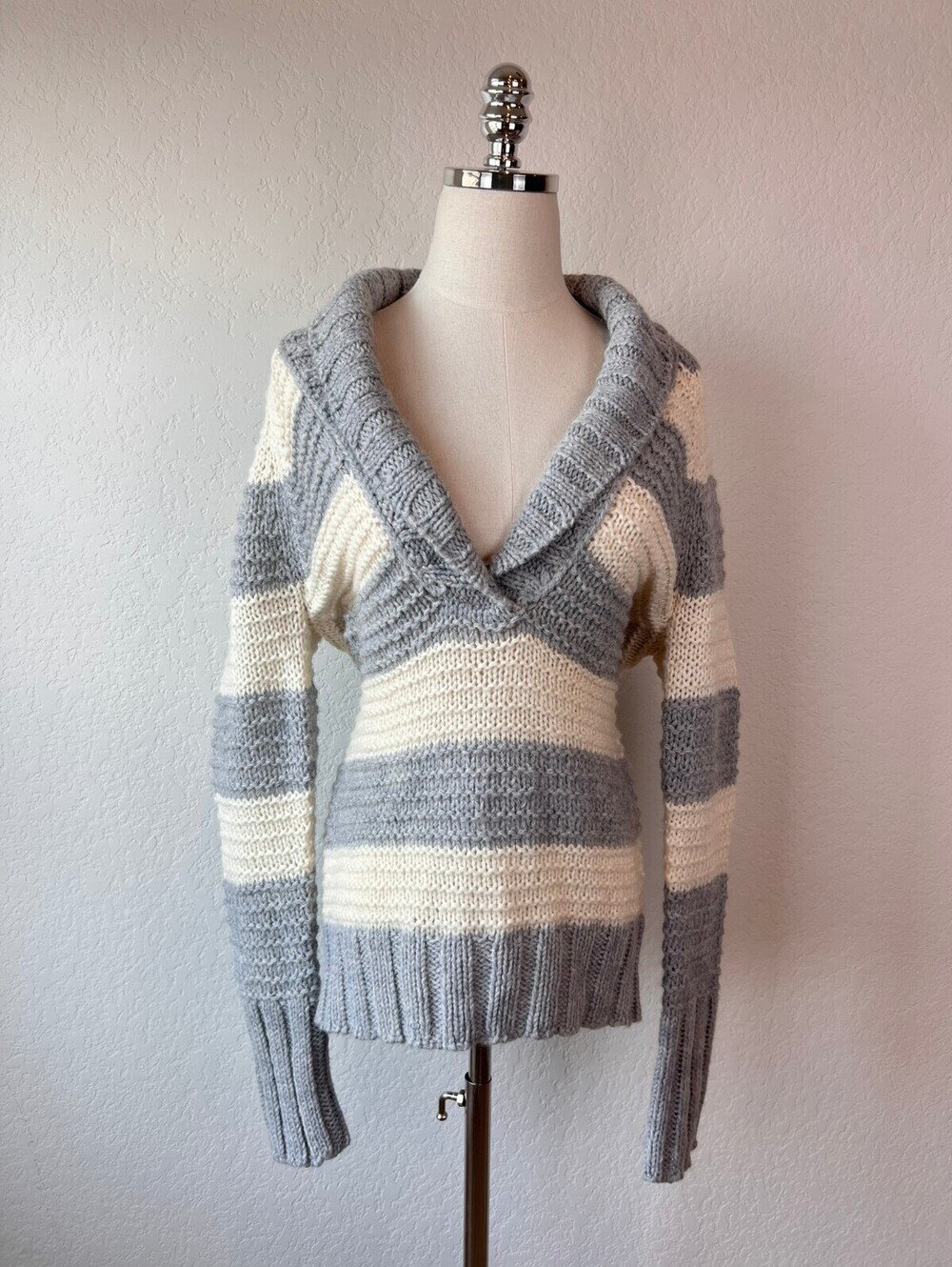Gap Vintage Y2K Wool Alpaca Blend White Blue Striped Collared Sweater size S